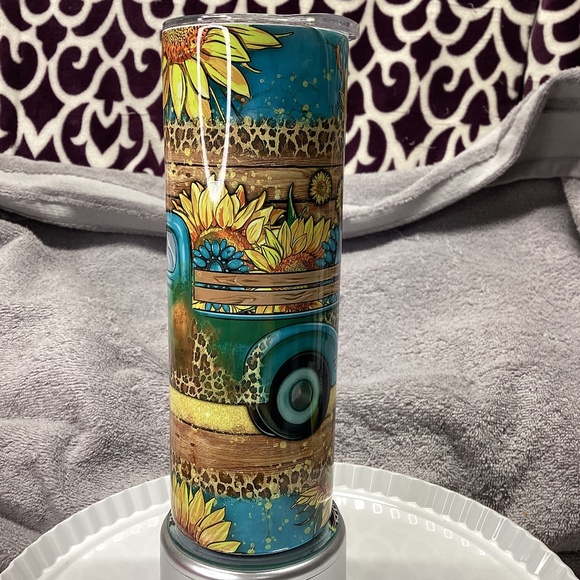 20 OZ Tumbler - Picture 4 of 5